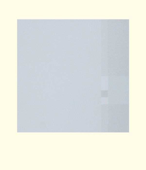 gräuliche geometrische Formen auf weißem Grund