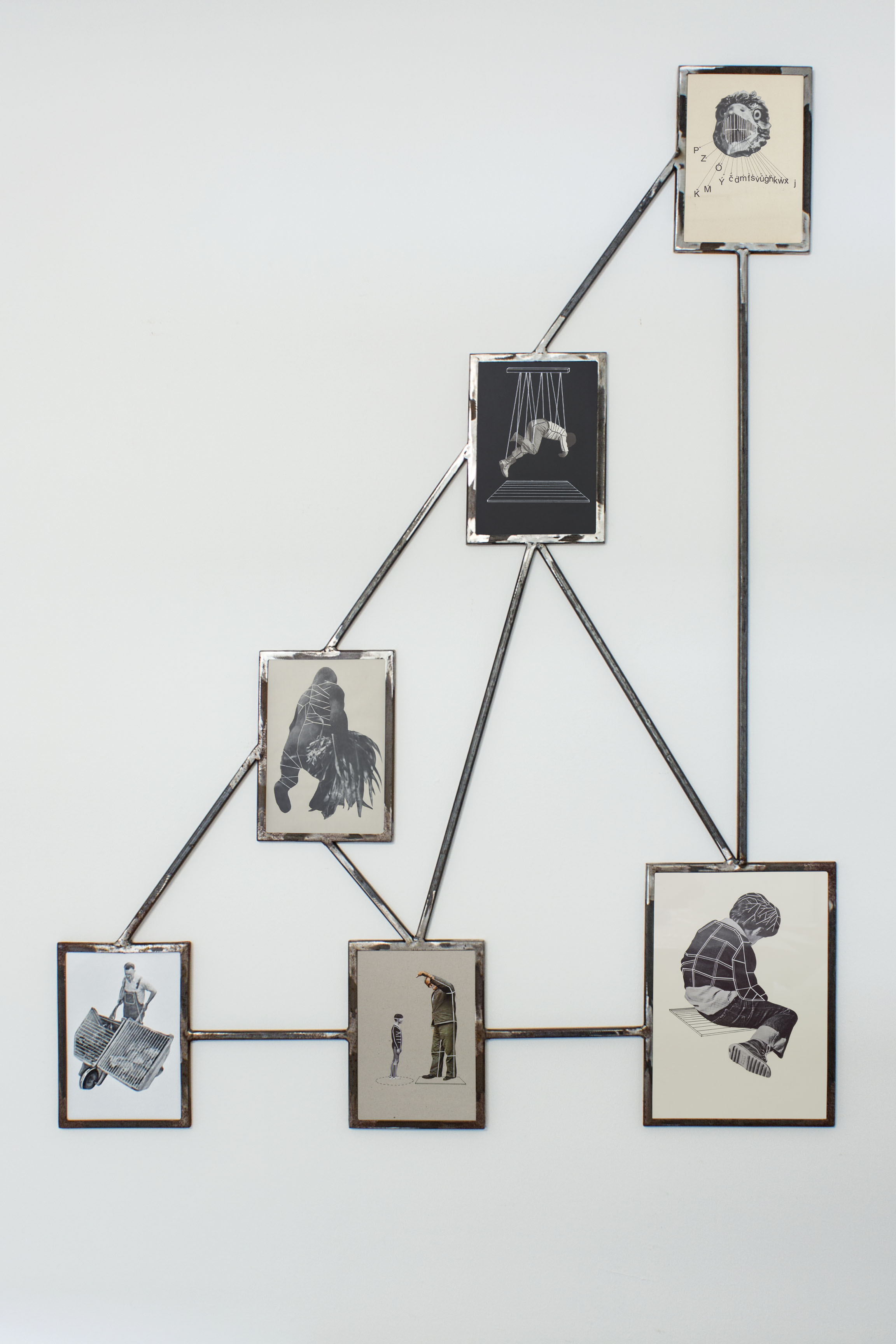 A picture with a white background. There are many small pictures in frames. They show different motifs, such as people. The frames are connected by lines.