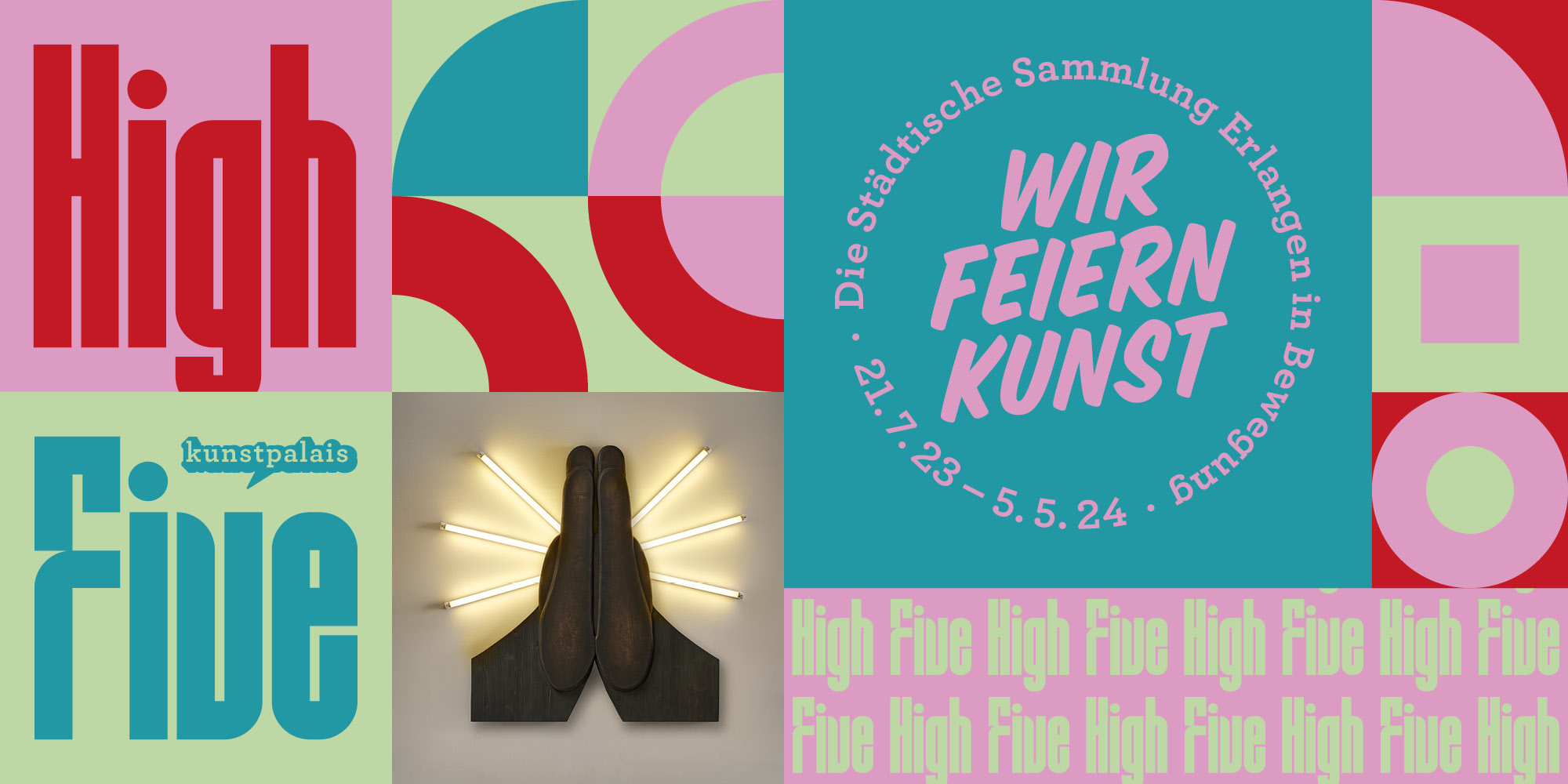Abstrakte Elemente und die Daten der Ausstellungen in den Farben rot, rosa, blau und grün. Zudem ein Bild von hölzernen aneinander liegenden Händen vor sechs LED-Streifen