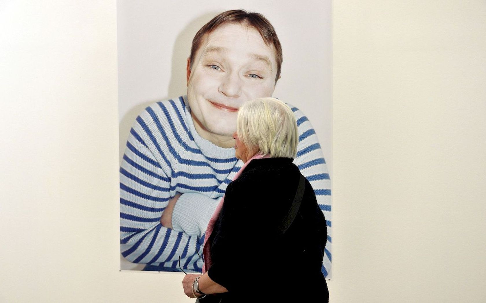 Visitor views work from Juergen Teller